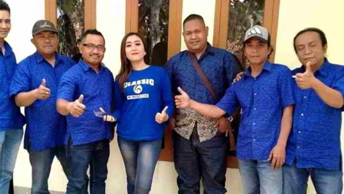 Musisi musik dangdut Clasik Entertainment Kecamatan Cipaku, Kabupaten Ciamis kini merana gegara terdampak virus Corona. Foto: Istimewa.