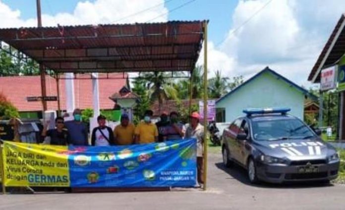 Satgas Covid-19 Desa Cikaso Ciamis Pantau Warga Urban