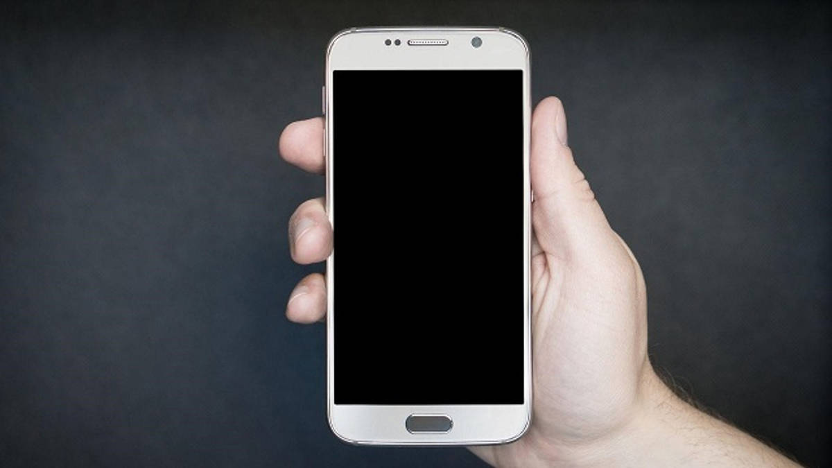 LCD HP Tidak Menyala? Berikut Sebab dan Cara Mengatasinya!