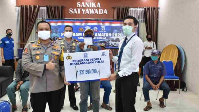 Polres Gelontorkan Rp 1,2 M Untuk Bantu Pekerja Transportasi Informal di Kota Banjar