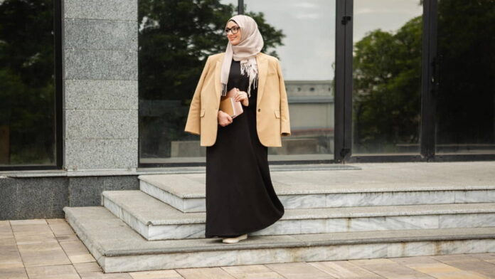 Blazer Panjang Wanita Muslimah Modern untuk Tampil Anggun