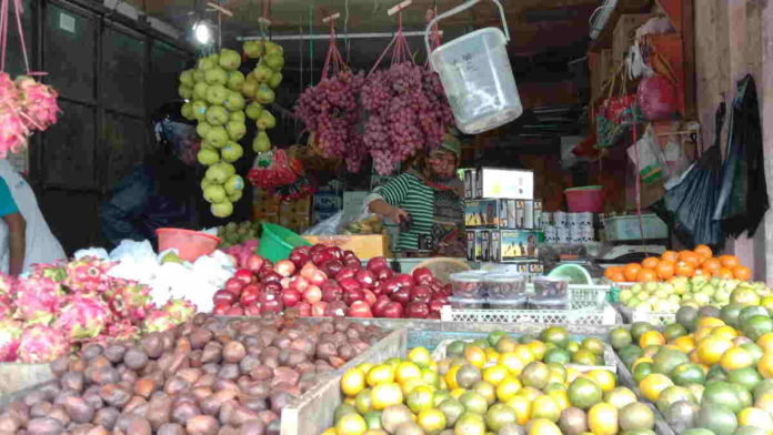 Bulan Ramadan, Harga Buah-buahan di Pangandaran Naik Drastis
