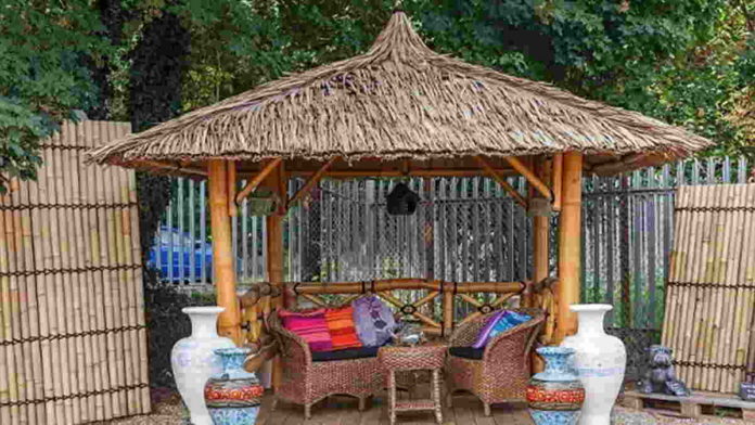 Desain Saung Bambu Unik Untuk Halaman Rumah yang Inspiratif