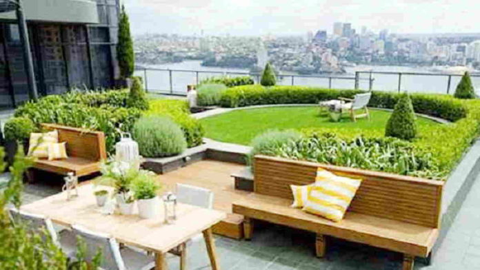 Desain Taman Minimalis di Balkon