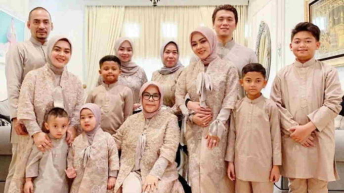 Model Baju Lebaran Keluarga