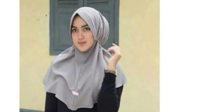 Model Jilbab Instan Terbaru yang Sedang Trend dan Kekinian