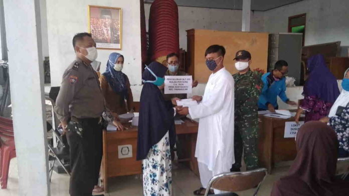Warga Kertahayu Ciamis Terima BLT-DD