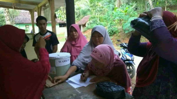 Warung Ikhlas di Ciamis Bantu Warga Terdampak COVID-19 Penuhi Kebutuhan Pokok
