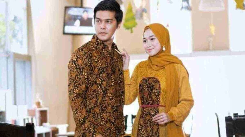 Gamis Brokat Kombinasi Batik