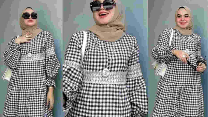 Gamis Kotak-Kotak, Pilihan Busana Praktis dan Tetap Stylish
