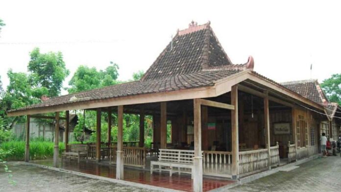 Keunikan Rumah Adat Joglo yang Membuatnya Lebih Istimewa