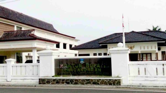 Wajar Tanpa Pengecualian
