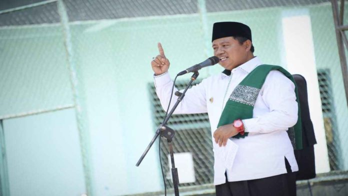 Raperda Pesantren di Jabar, Wagub Libatkan Kiai Untuk Beri Saran