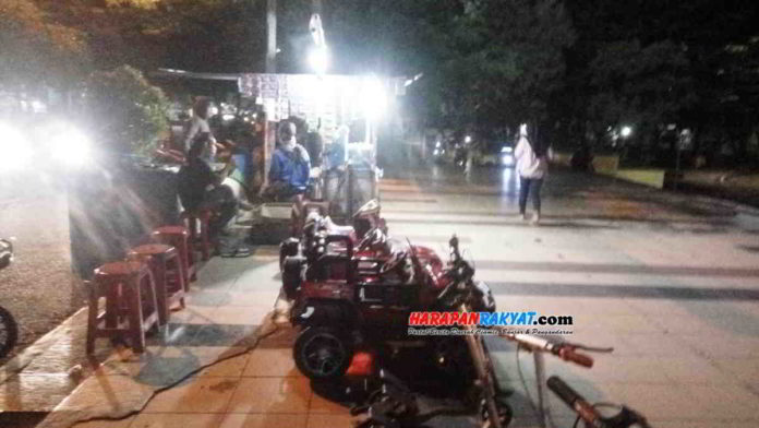 Suasana malam di Taman Kota Banjar (Tamkot) masih terlihat sepi, Sabtu (13/06/2020). Foto: Muhlisin/HR.
