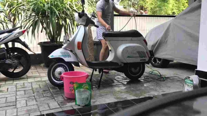 Vespa Corsa 125