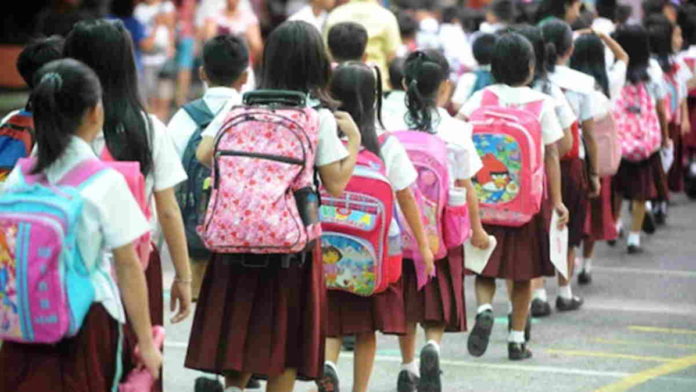 Hari Pertama Masuk Sekolah di Ciamis, Tak Ada Tatap Muka