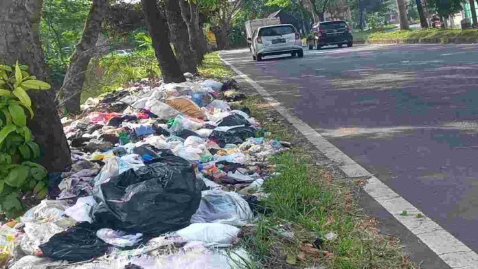 Jalan Gubernur Swaka Tasikmalaya