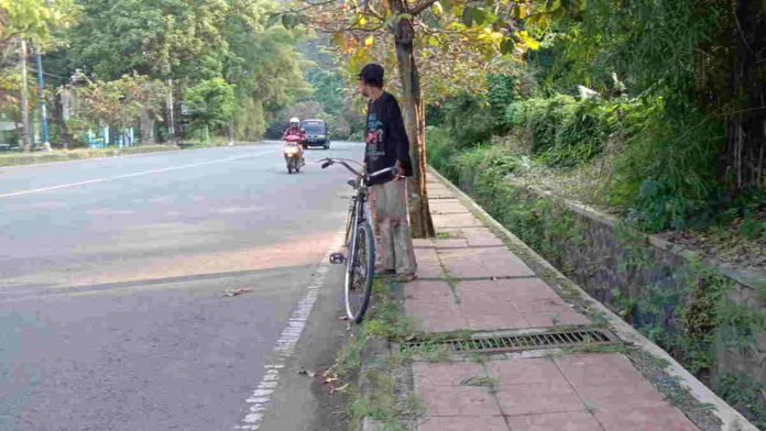 Lelaki Renta Asal Jateng, Cari Rongsok Sampai Langensari Banjar