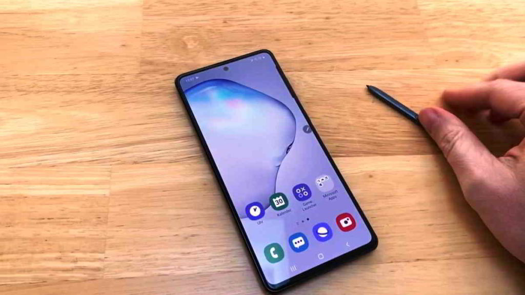 HP Samsung RAM 8GB termurah di tahun 2020. Foto: Net/Ist.