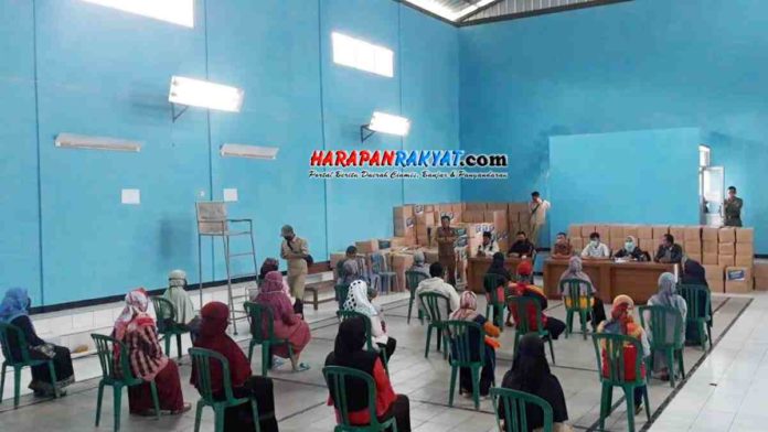 Warga Ciakar Ciamis Penerima Bansos Provin