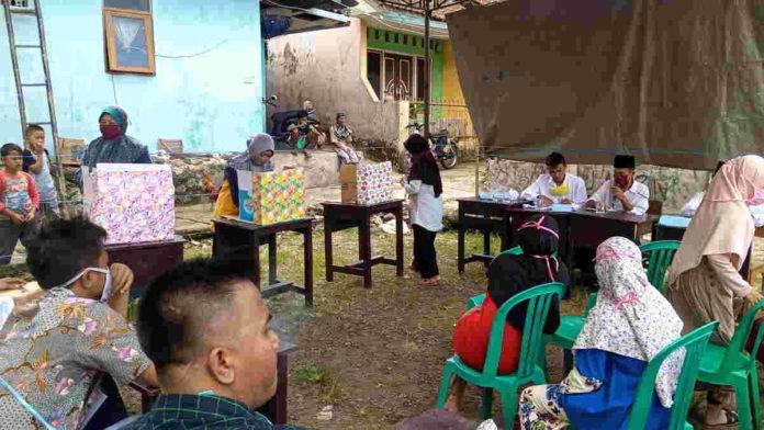 Warga Kampung Pajagan Tasikmalaya Antusias Ikuti Pemilihan Ketua RT