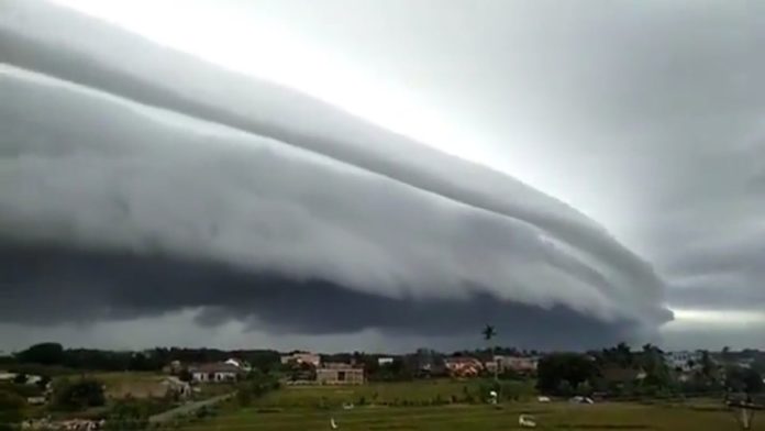 Awan Tsunami Meulaboh