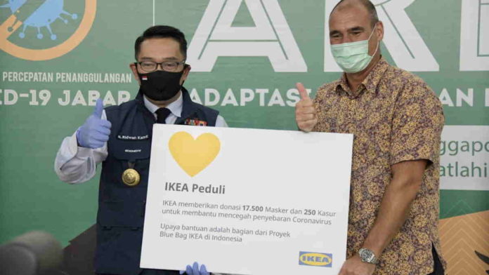 IKEA Berikan Bantuan Masker dan Matras untuk Jabar