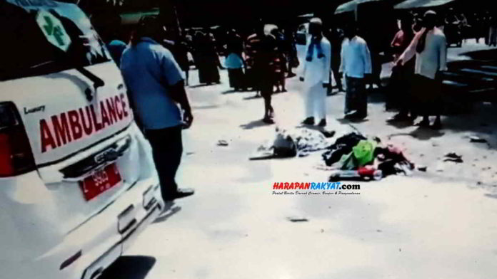 Tabrakan mobil dan motor di Kabupaten Pangandaran, dua orang tewas di tempat, Jum’at (01/08/2020). Foto: Entang SR/HR.