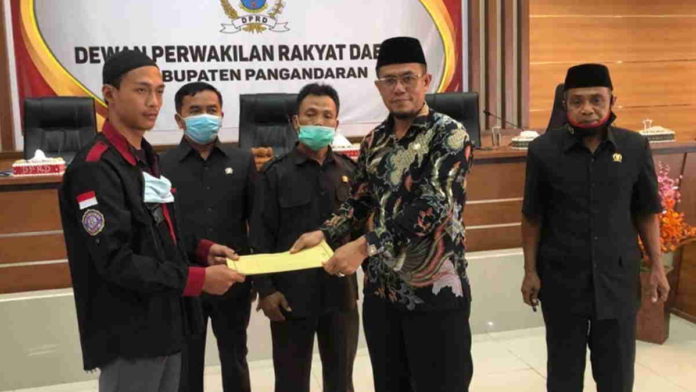 Lingkar Mahasiswa Pangandaran Minta Anggota DPRD yang Bubarkan Karantina Masal Disanksi