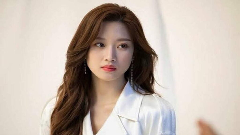 Model Rambut Aktris Korea