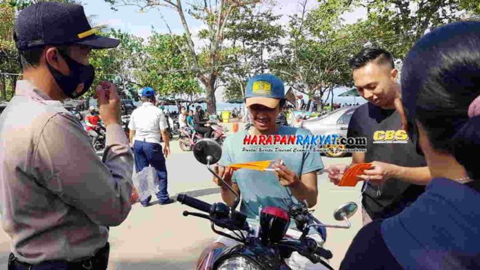 Operasi Masker di Pantai Pangandaran