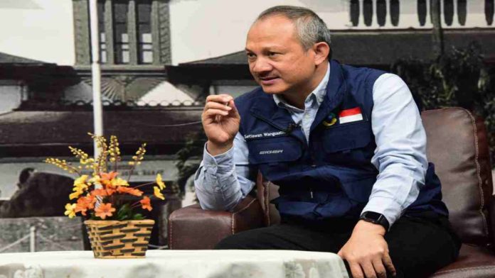 Sekda Jawa Barat Setiawan Wangsaatmaja