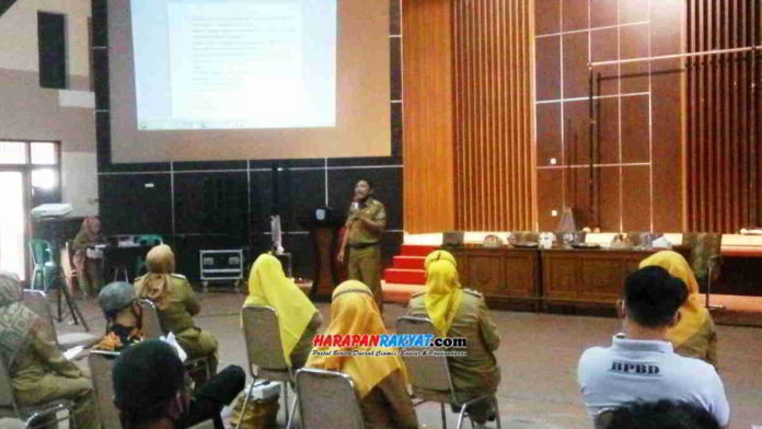 Persiapan belajar tatap muka di sekolah, Disdikbud Kota Banjar menggelar rapat koordinasi bersama para kepala sekolah di Aula Rapat Setda Kota Banjar. Foto: Muhlisin/HR.