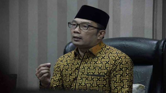 Ridwan Kamil Mendapat Penghargaan Dari TOP BUMD Award 2020