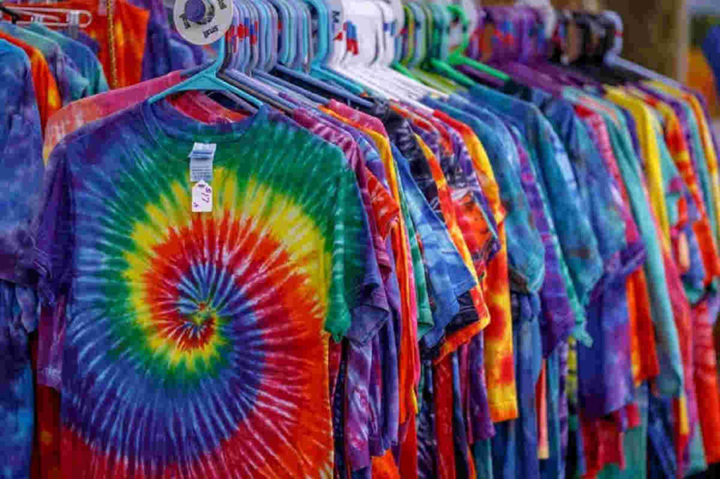 Kaos Tie Dye Memiliki Keistimewaan Pewarnaan Yang Khas Dan Unik kaos-tie-dye-memiliki-keistimewaan-pewarnaan-yang-khas-dan-unik