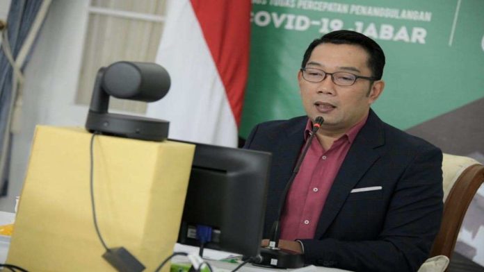 Gubernur Jabar : Masker Scuba dan Buff Tidak Boleh Dipakai Lagi