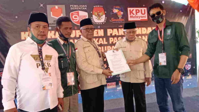 Pasangan AMAN Daftar ke KPU Pangandaran di Hari Terakhir