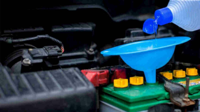 Takaran Volume Air Aki Mobil yang Aman, Jangan Sampai Salah!