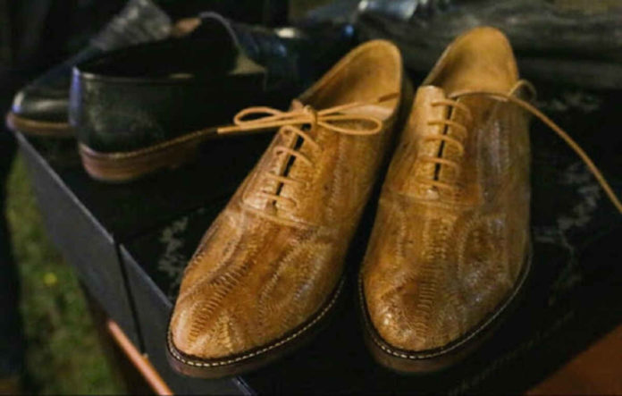 Sepatu Kulit Ceker Ayam, Barang Bekas Menjadi Barang Berkualitas