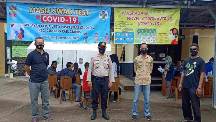 Cegah Covid-19, Puskesmas Cidolog Gencar Sterilisasi Fasilitas Umum