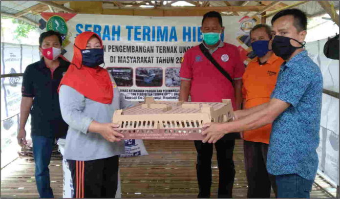Dua Poktan di Rejasari Banjar Dapat Bantuan Disnakan Jabar