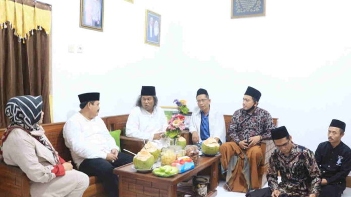 Gus Muwafiq Doakan Jeje Wiradinata Kembali Jadi Bupati Pangandaran
