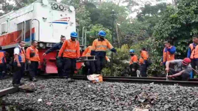 KA Serayu yang Anjlok di Ciamis Berhasil Dievakuasi, Jalur Kembali Normal