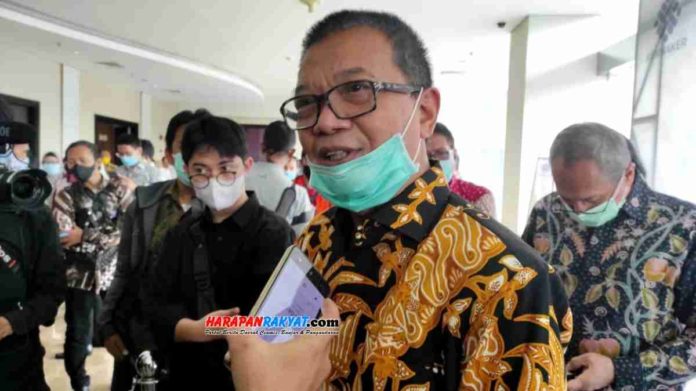 Dirjen Pembinaan, Penempatan Tenaga Kerja dan Perluasan Kesempatan Kerja, Suhartono; program JPS Covid-19 di Kota Tasikmalaya berlangsung 2 hari. Foto: Apip Wilianto/HR.