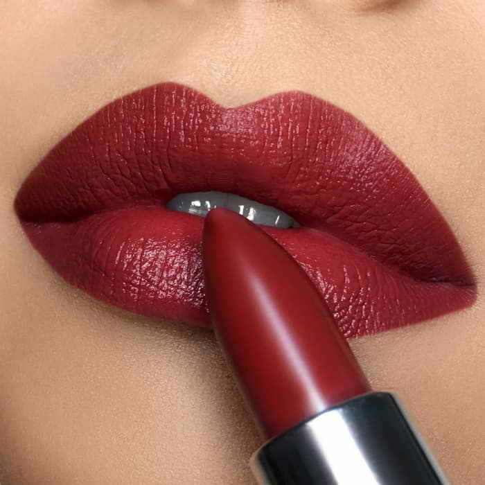 Lipstik untuk Kulit Sawo Matang, Terlihat Lebih Fresh