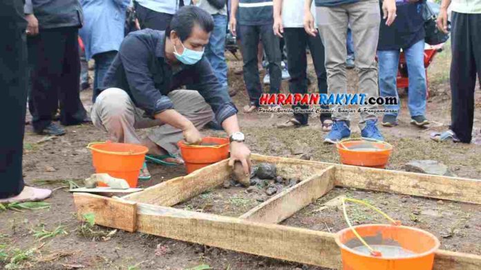 Peletakan Batu Pertama Pembangunan Jalan
