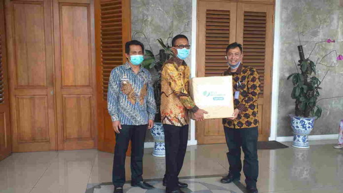 Pemkab Ciamis Terima Bantuan Penanganan Covid-19 dari BPJS Ketenagakerjaan