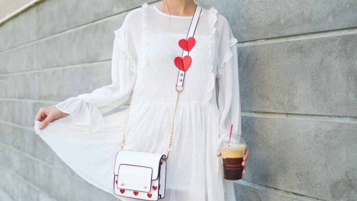 Warna Baju Agar Kulit Terlihat Cerah