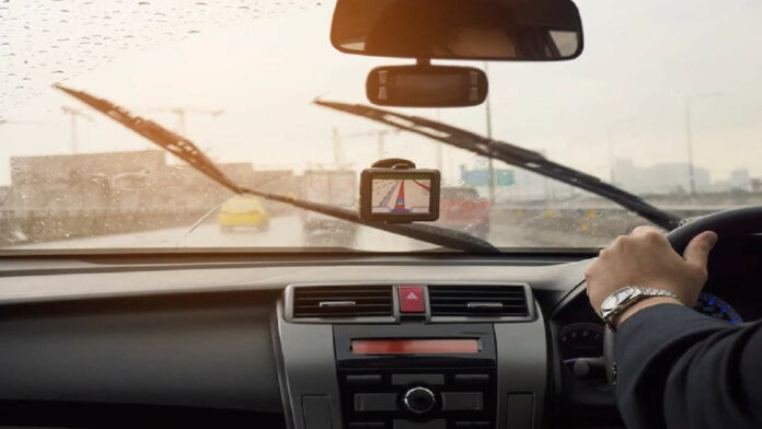 Wiper Kaca Mobil, Ketahui Fungsi dan Cara Kerjanya