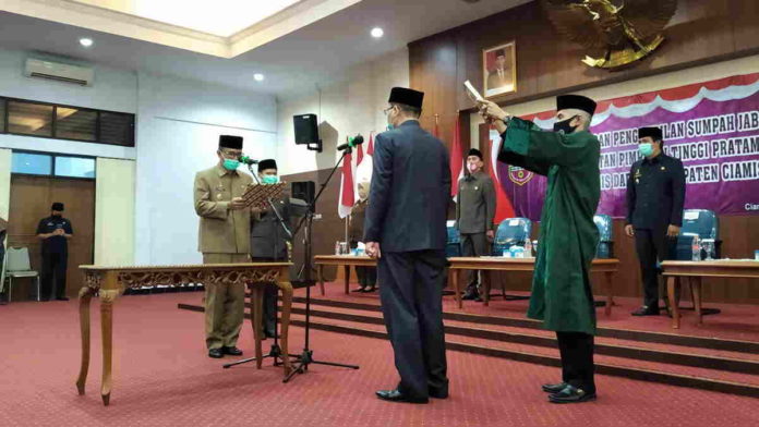 DR H Tatang Dilantik Jadi Sekretaris Daerah Kabupaten Ciamis